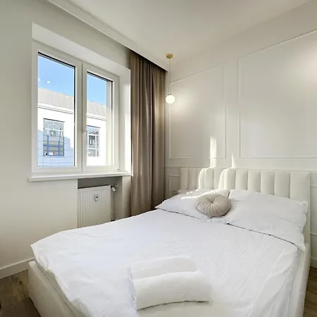 Piotrkowska Vibe By Lookap Apartmán