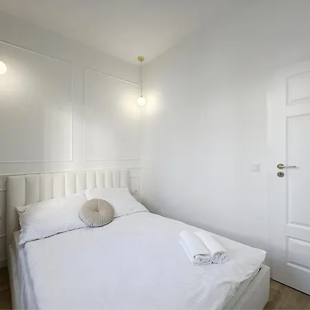 Piotrkowska Vibe By Lookap *