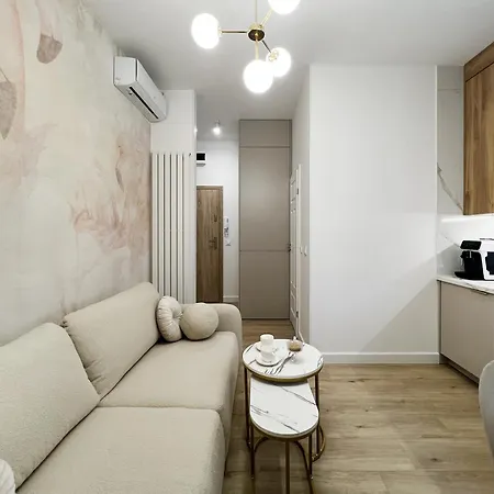 Piotrkowska Vibe By Lookap *