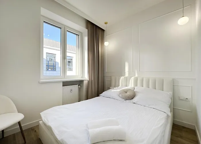 Piotrkowska Vibe By Lookap Apartamento